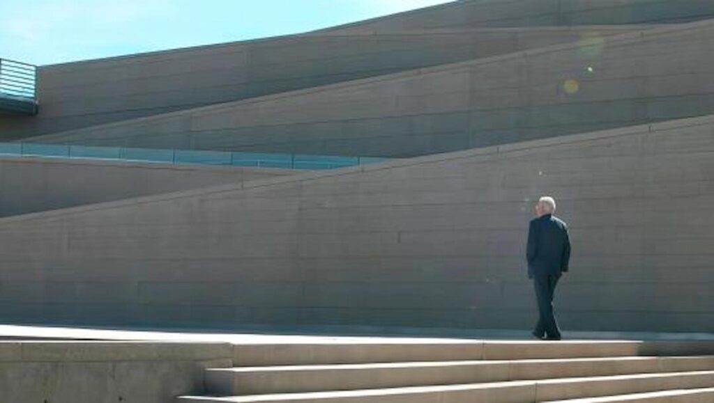 Arthur Erickson: Beauty Between the Lines